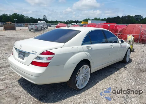 2009 Mercedes-Benz S 550 4Matic из США, поврежденный, VIN WDDNG86X89A260048